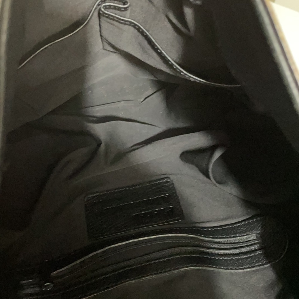 Gorgeous Designer Black shoulder bag - Picture 5 of 6